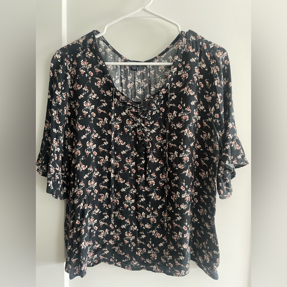 American Eagle Black Top